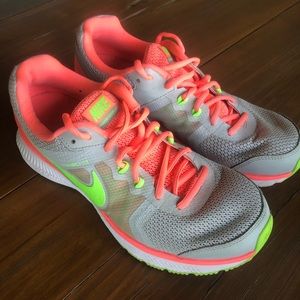 Nike Zoom Winflo - Pink/Green/Gray - Size 9
